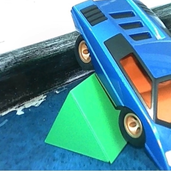 Kingston 8GB MicroSD Card with Adapter - Picture 10 of 11